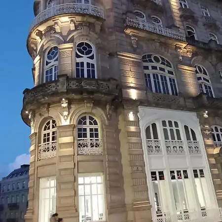 Edificio El Moderno Puerta Del Sol * Vigo